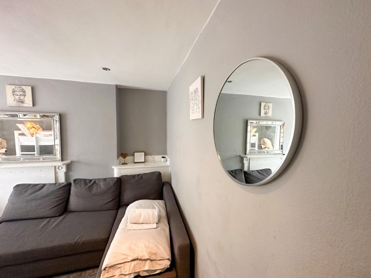Number 27 Guesthouse London Bagian luar foto
